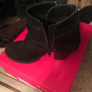 Heeled boots